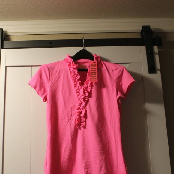 Lilly Pulitzer Sz S LUXLETIC Frida Ruffle Polo Shirt Pink Isle UPF 50+ NWT - Picture 2 of 5